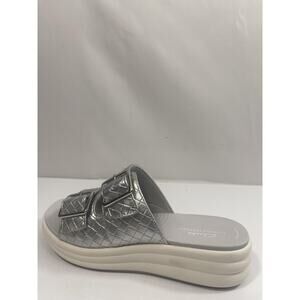 Clarks Drift Buckle Shoes Womens Size 8W Silver Cloudsteppers Sandals New Box